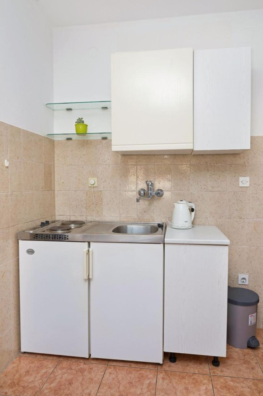 Apartments Ive - With Sea View Tisno Eksteriør bilde