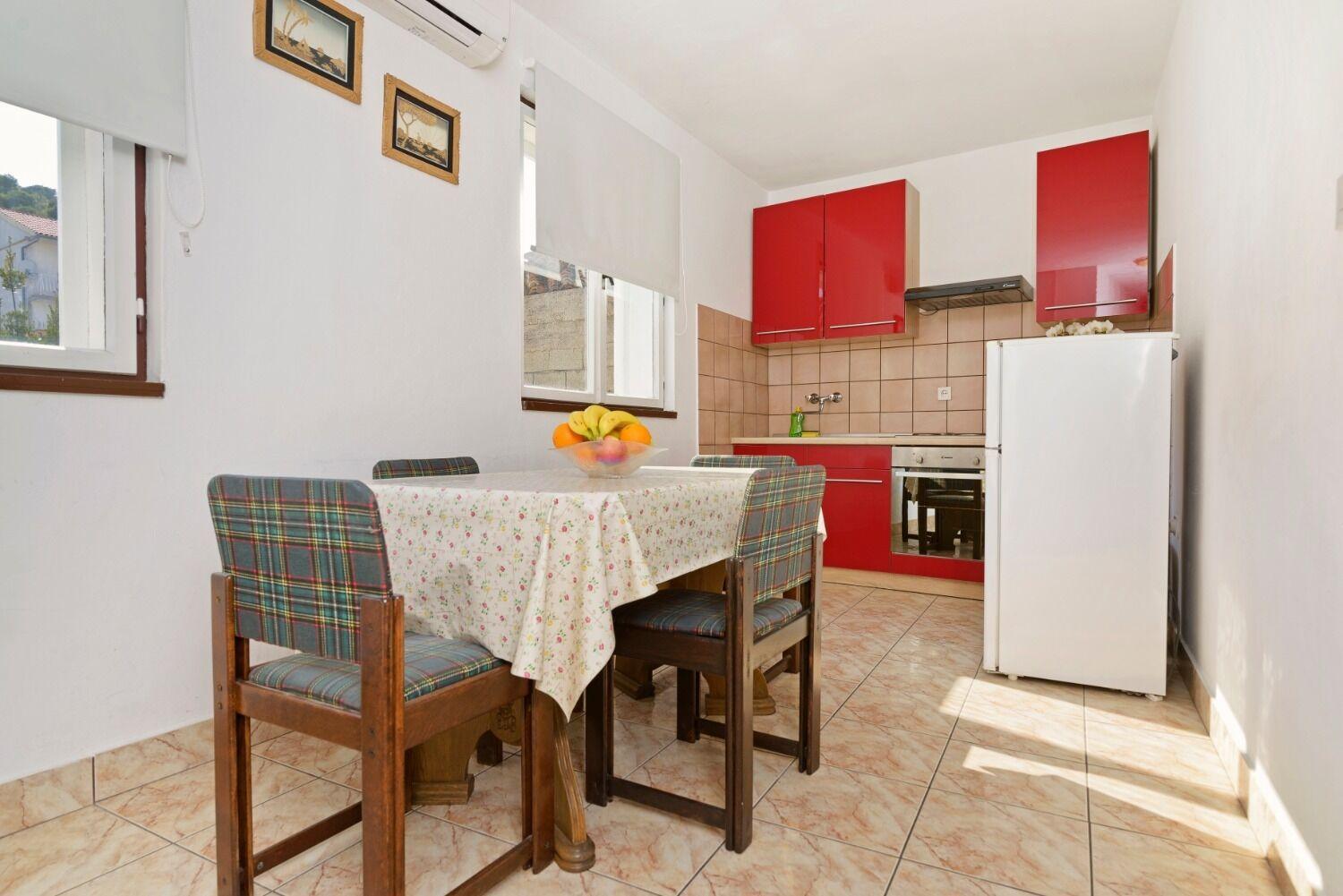 Apartments Ive - With Sea View Tisno Eksteriør bilde